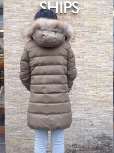 モッズダウン裏バックシルエット