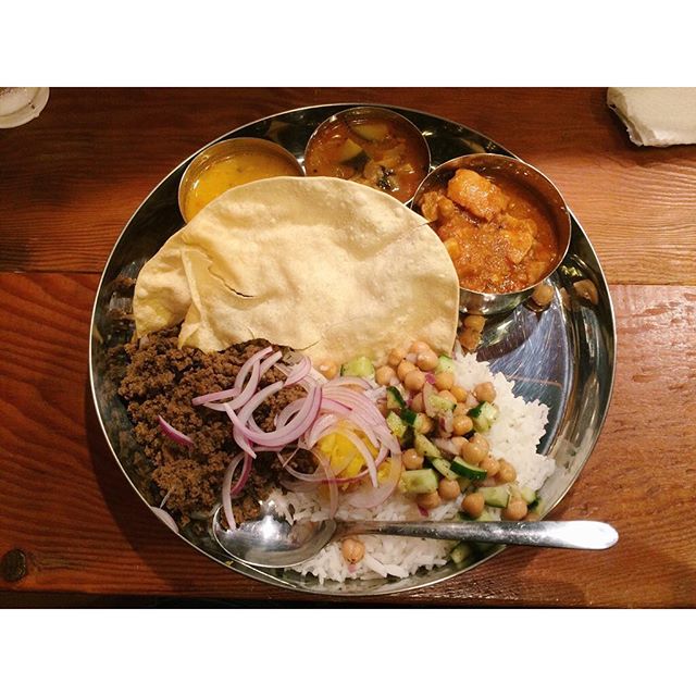 13398857_263246070703792_696549634_n