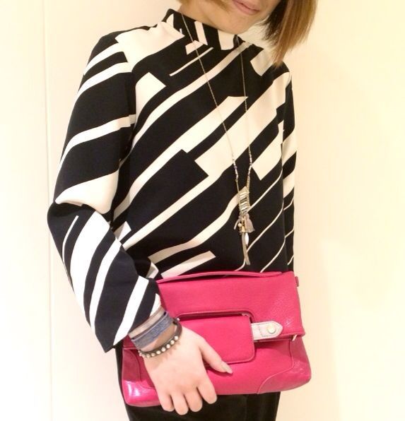 イベントシーズンにカラフルなＮＥＷバ...